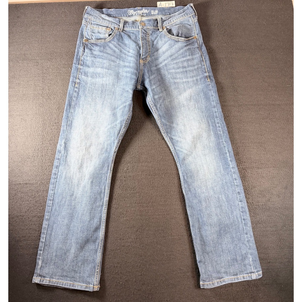 Wrangler Retro Slim Boot Jeans Mens 34x30 Medium Wash Denim 10WLT77LY